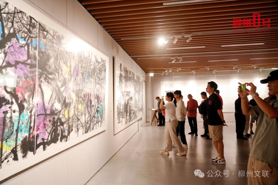 市民观展。